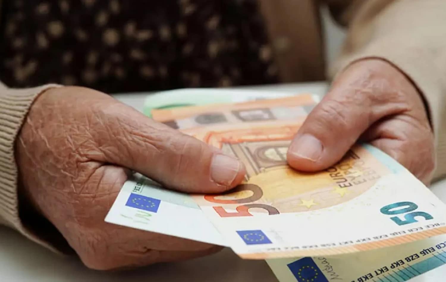 Συντάξεις Αυτές είναι οι αυξήσεις που θα πάρετε πριν τις γιορτές