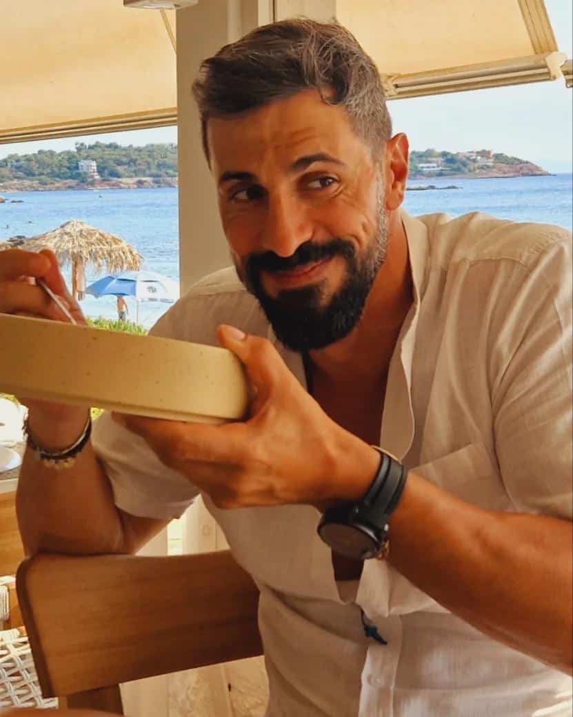 Γιώργος Παράσχος βιογραφικό 5