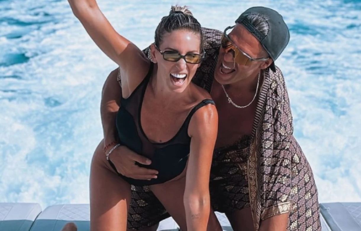 Οικονομάκου Τσερέλα ηλικία Get a room επιτέλους