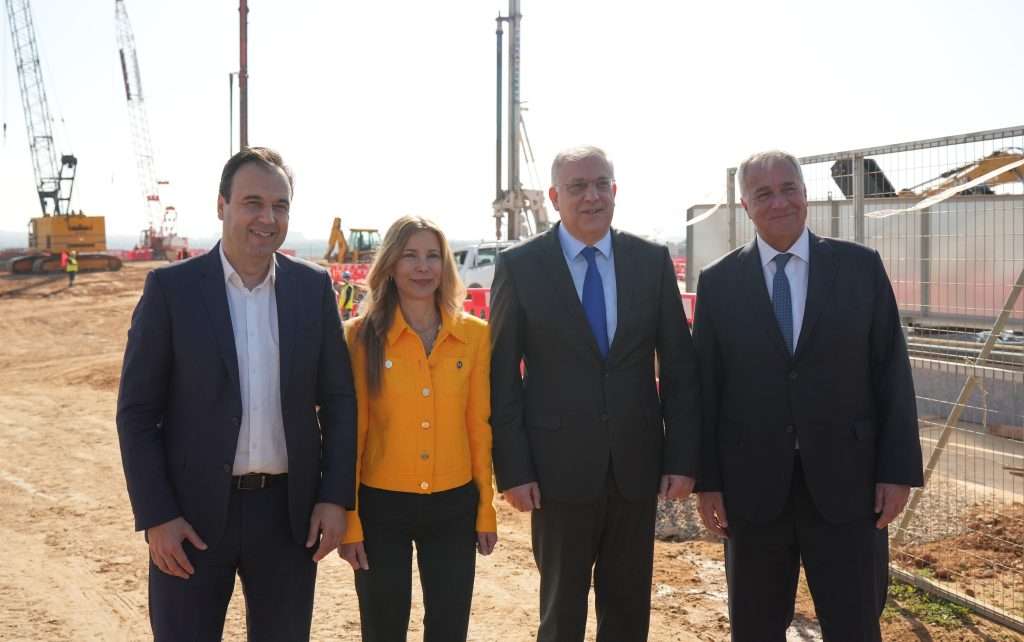 Αυτό ειναι το βιογραφικό και η ηλικία Δημήτρης Παπαστεργίου