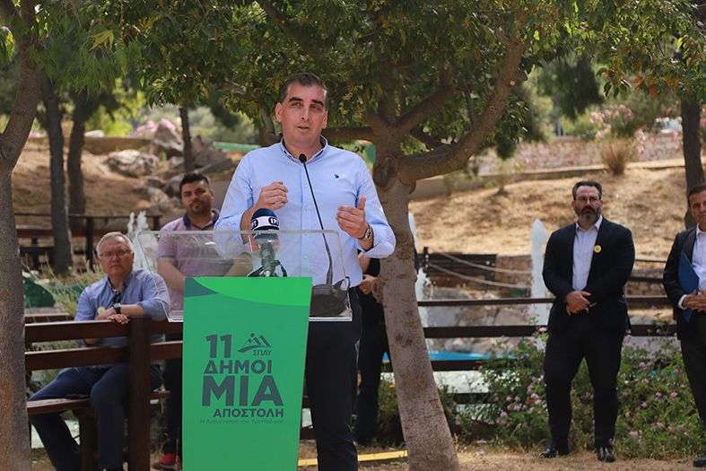 Γιάννης Κωνσταντάτος