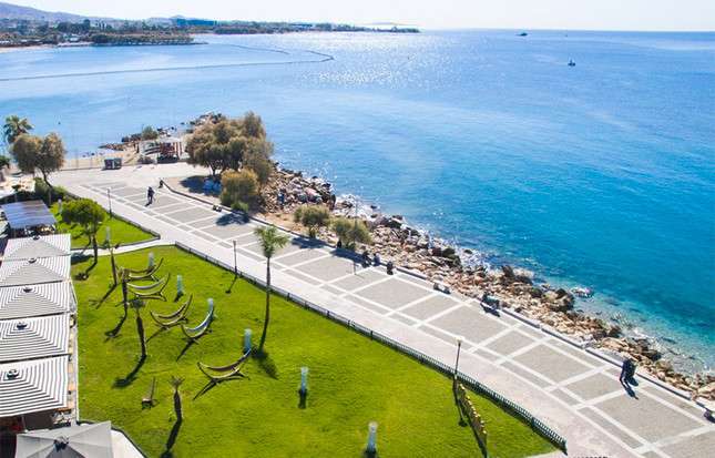 ΝΕΑ ΔΙΚΑΙΩΣΗ του Δήμου ΑΛΙΜΟΥ για την ΠΑΡΑΛΙΑ!