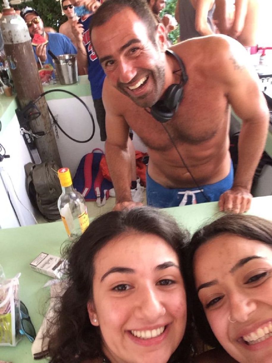Αντώνης Κανάκης βιογραφικό 4