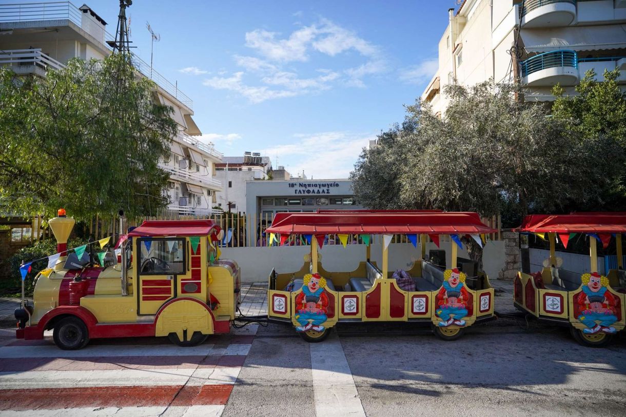 Αποκριάτικο ξεφάντωμα και Κούλουμα στη Γλυφάδα