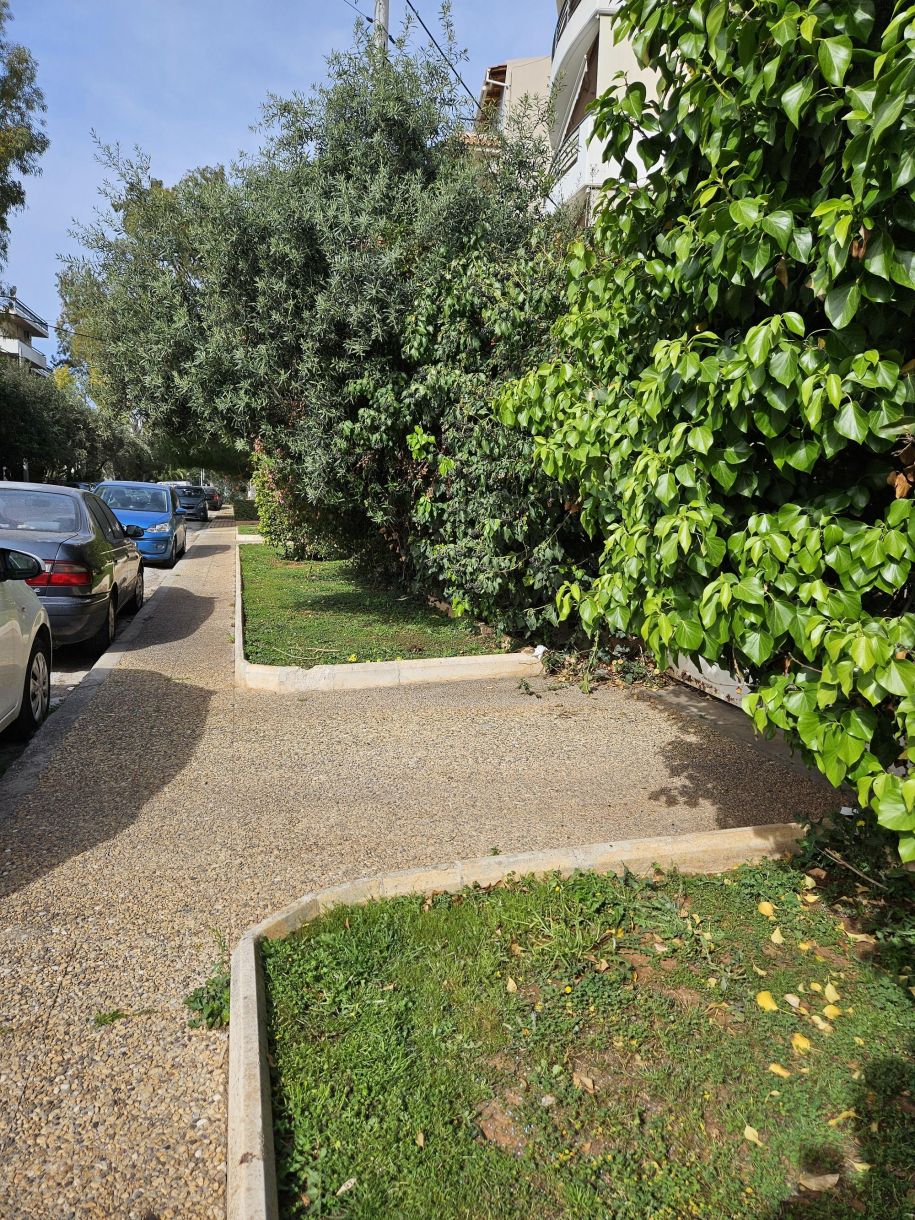 Βούλα Γλυφάδα Βουλιαγμένη Με διαφορά πιο ανθρώπινες συνθήκες για τους πεζούς