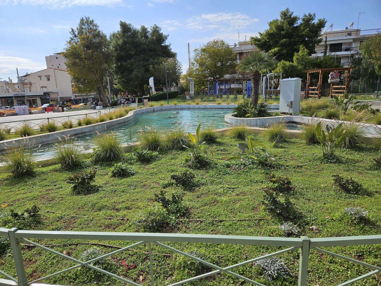Ελληνικό Αργυρούπολη Στην Ιασωνίδου, τον πιο κεντρικό δρόμο λίμνη, παιδότοπος, γυμναστήριο…