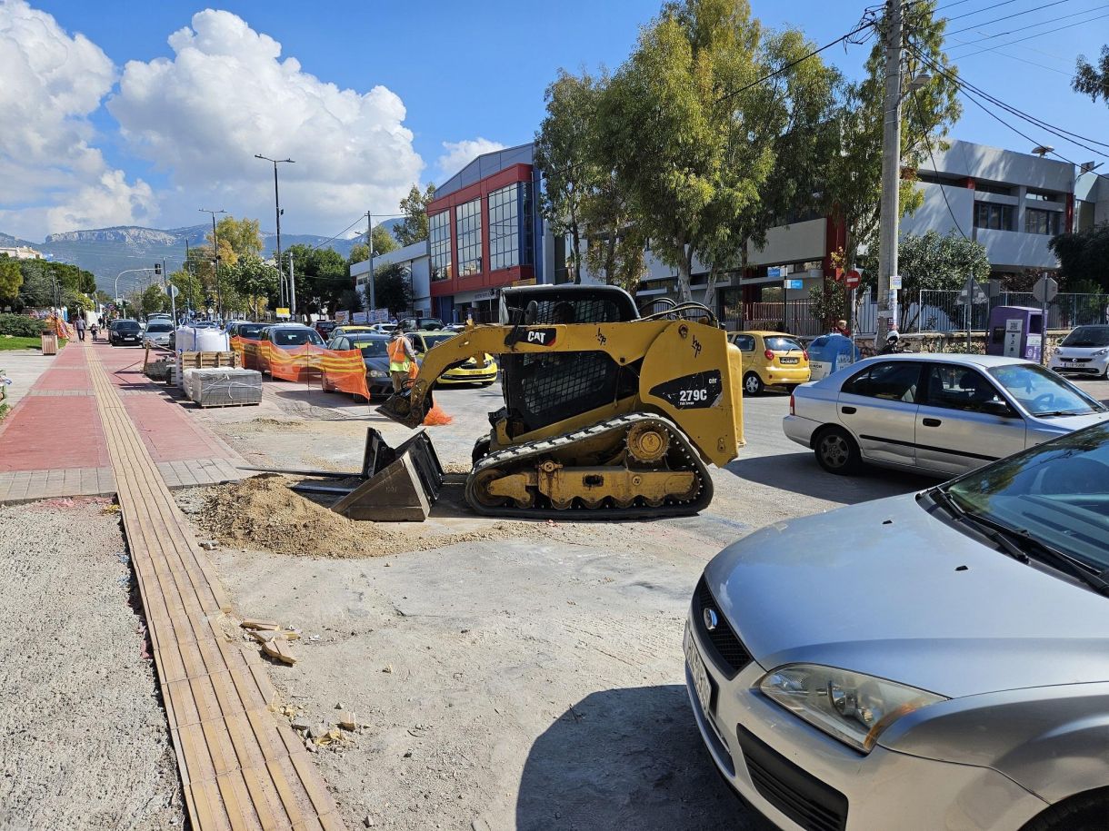 Έργα στα Νότια προάστια τώρα! Από την αρχή, μεγαλύτερα, ομορφότερα πεζοδρόμια!