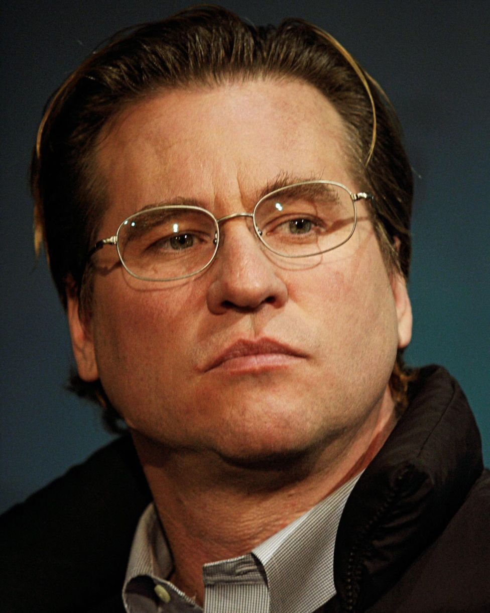 Val Kilmer! Βιογραφικό, ηλικία, ύψος, ταινίες, καταγωγή και η μάχη 10 χρόνια με τον καρκίνο!