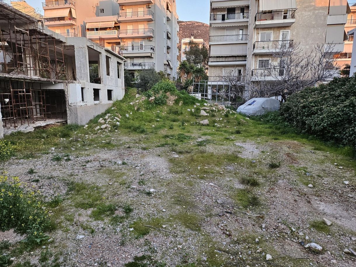 Άνω Γλυφάδα ακίνητα σήμερα! Μάχη για το ποιος θα πάρει τα εναπομείναντα φιλέτα οικόπεδα