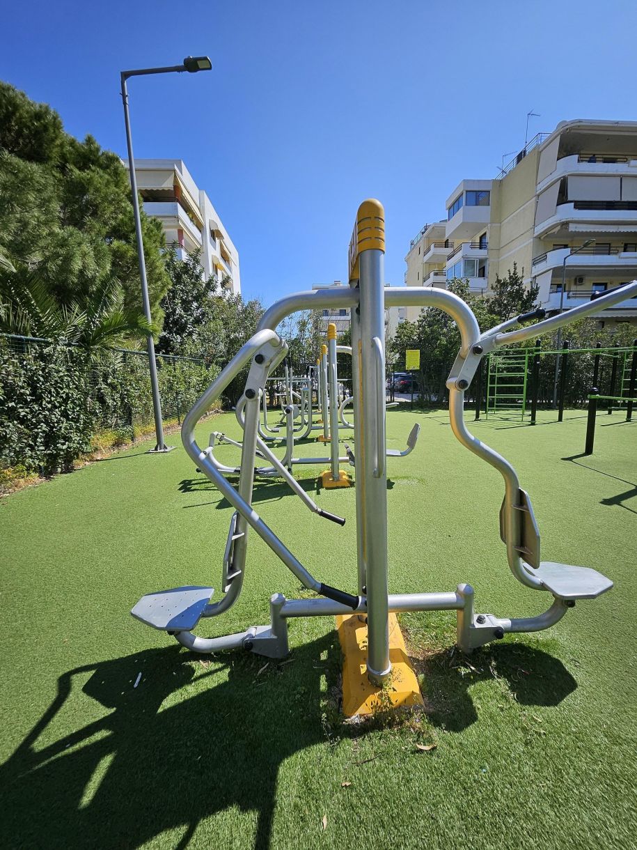 Γυμναστείτε.ΕΞΩ Γυμναστήριο στα νότια βάρεσε κανόνι