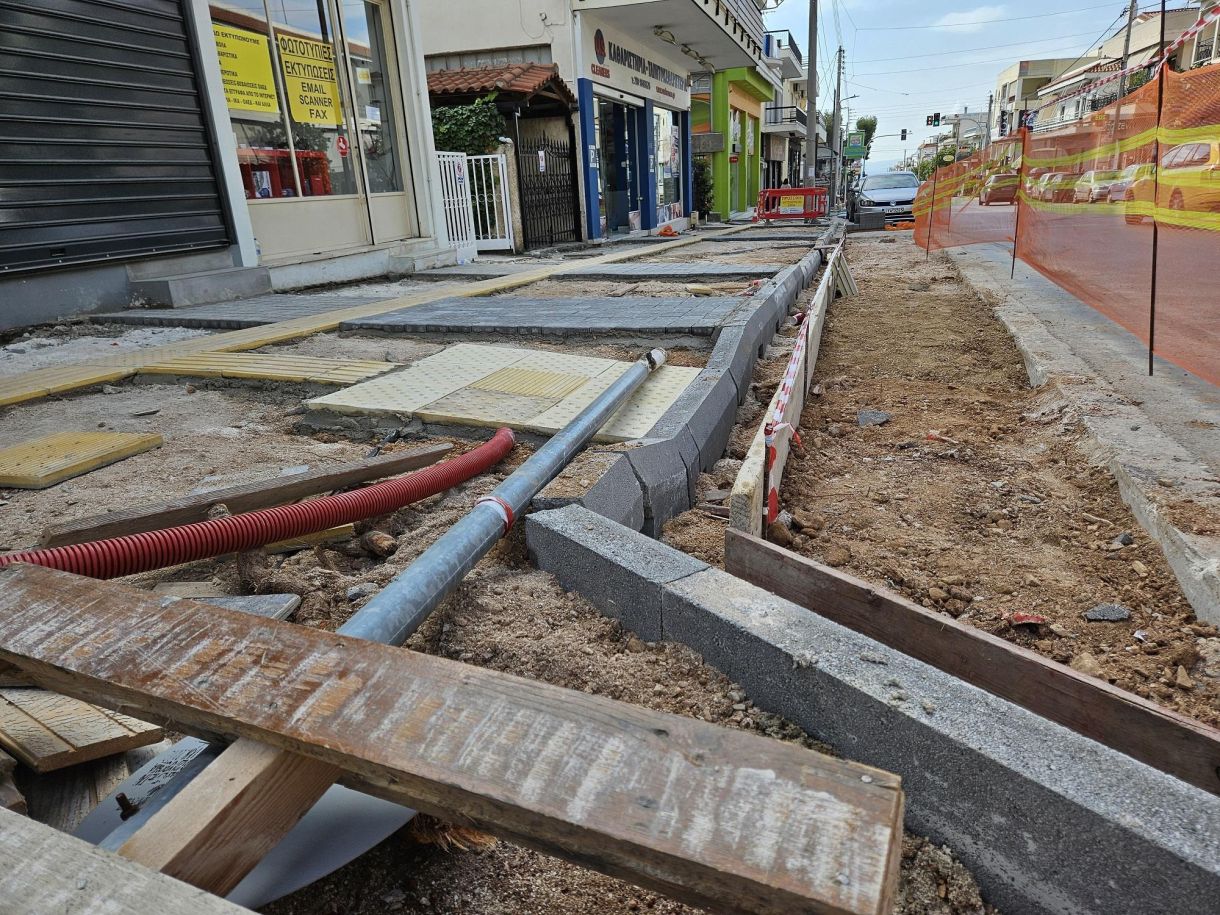 Δήμοι Ελληνικό Αργυρούπολη Ανακατασκευή πεζοδομίων στην Ιασονίδου από το μηδέν 1