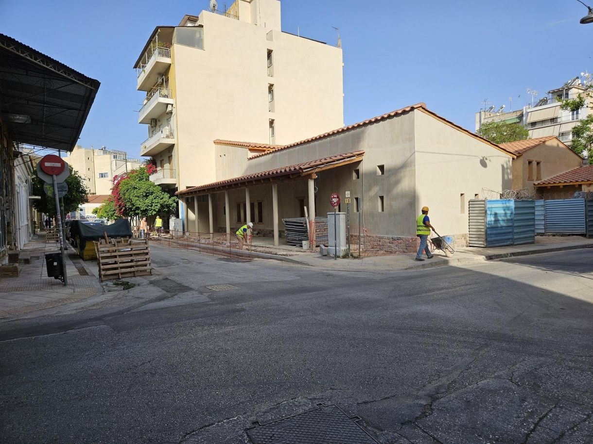 Αθήνα Παραδοσιακά σπίτα τώρα Χτίζονται τώρα σε.γραμμή 200 ετών