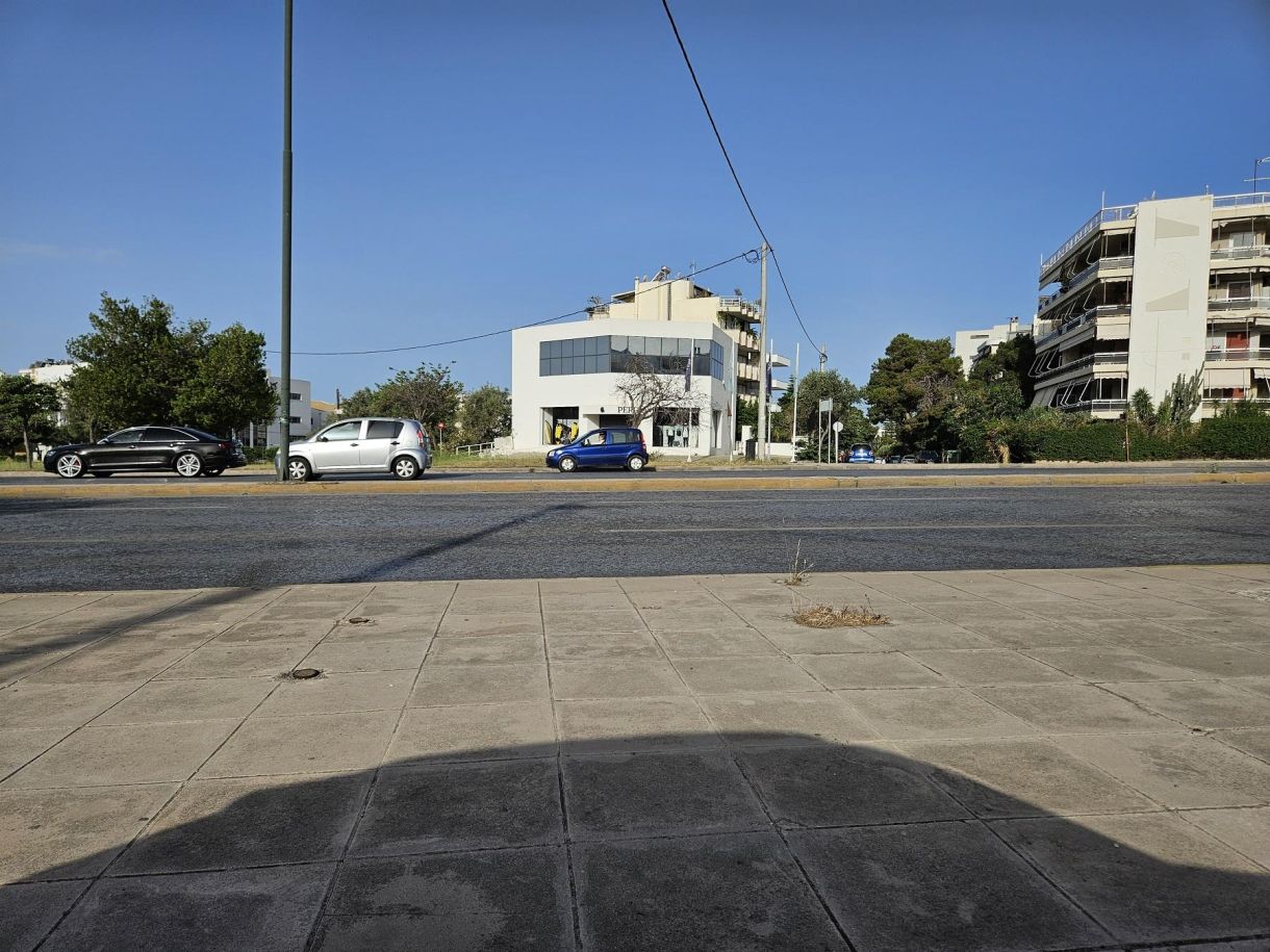 Νότια προάστια Η κίνηση στους δρόμους τώρα Τρίτη 6 του μήνα