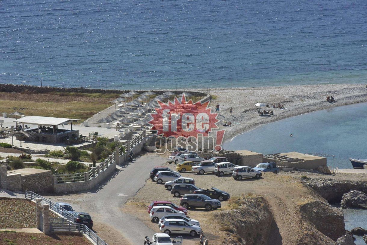 Κυκλάδες! Όλα τα νησιά είναι ωραία καλοκαίρι και αν έχεις σκιά
